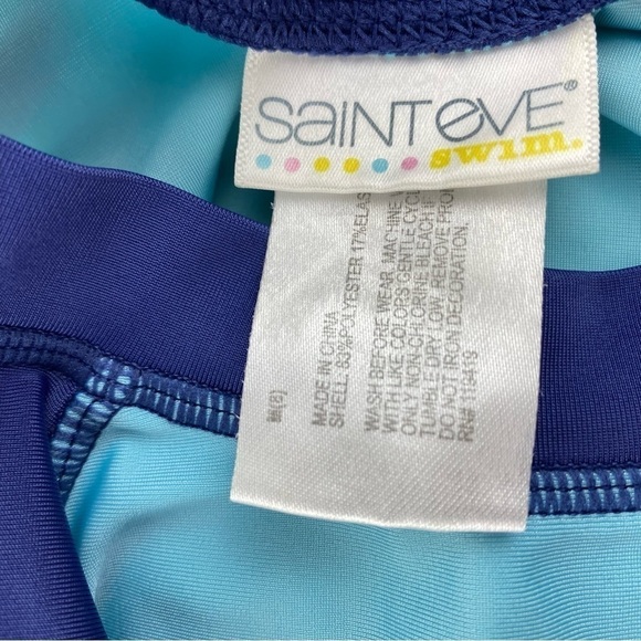 SET OF LONG SLEEVE SHIRT AND SHORTS FOR THE WATER - Picture 5 of 5